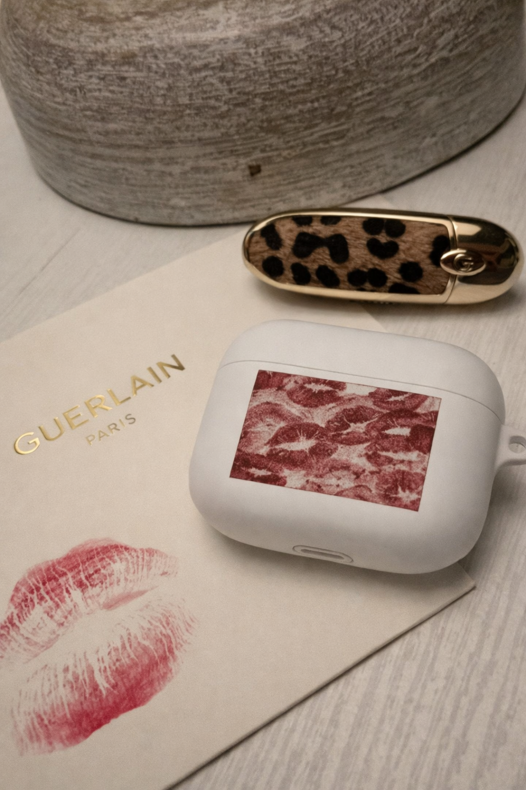 XOXO Kiss Print AirPods Case