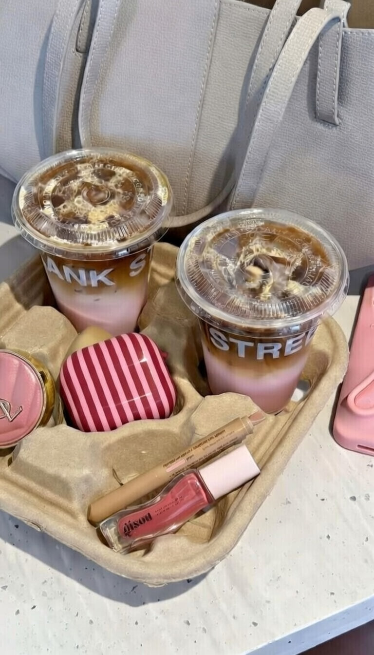 Strawberry Swirl AirPod Case